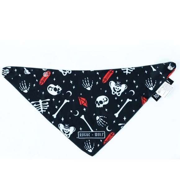 Rogue + Wolf ✦ “You Can’t Dig With Us” Reversible Pet Bandana ✦ Bones + Crystals - Picture 10 of 16